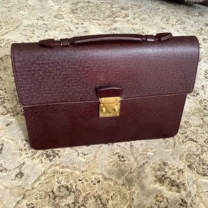 Authentic Louis Vuitton business bag 💼
